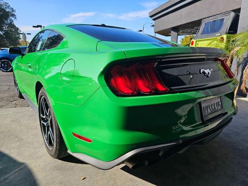 2019 Ford Mustang EcoBoost Premium