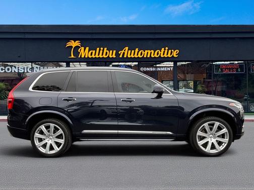 Magic Blue Metallic 2017 Volvo XC90 T6 Inscription