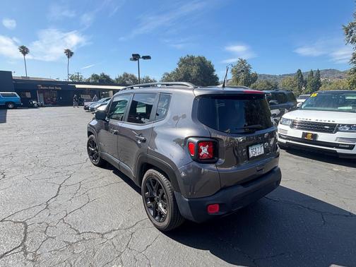 GRAY 2018 Jeep Renegade Altitude