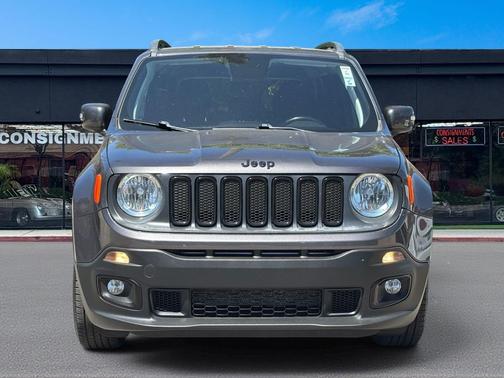 Granite Crystal Metallic Clearcoat 2018 Jeep Renegade Altitude