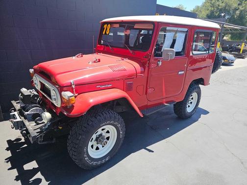 RED 1978 Toyota Land Cruiser Base