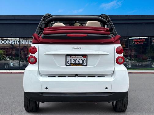 Crystal White 2010 smart ForTwo passion