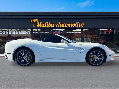 2013 Ferrari California Base