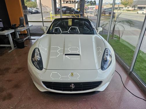2013 Ferrari California Base