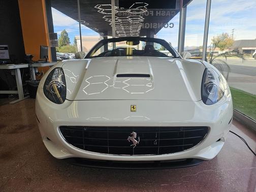 2013 Ferrari California Base