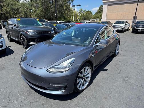 2018 Tesla Model 3 Long Range