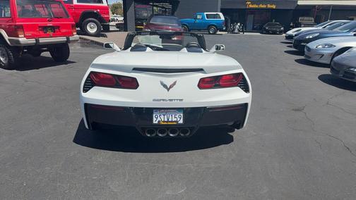 Arctic White 2016 Chevrolet Corvette Stingray Z51