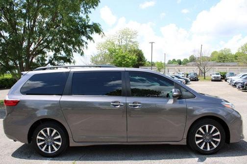 2020 Toyota Sienna Limited