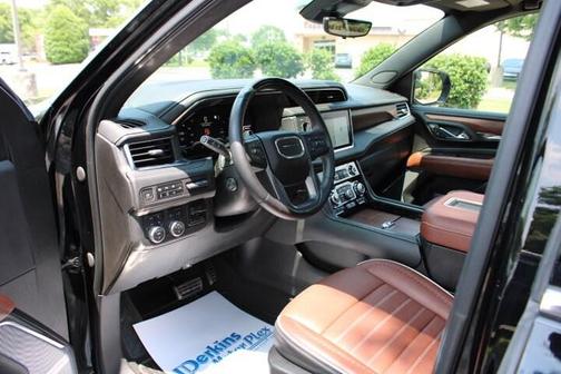 2023 GMC Yukon XL Denali Ultimate