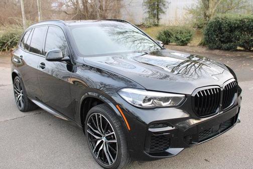 2022 BMW X5 M50i