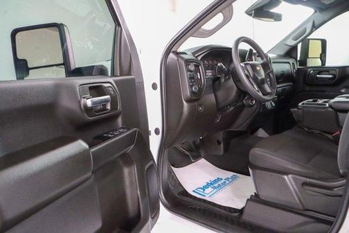 2024 Chevrolet Silverado 2500 Custom