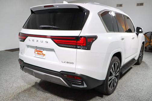 2025 Lexus LX 600 Luxury