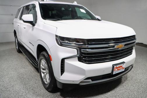 2023 Chevrolet Suburban LT