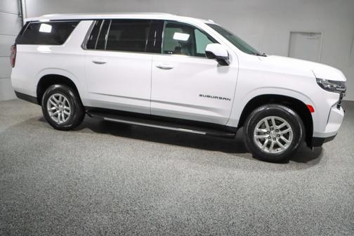2023 Chevrolet Suburban LT