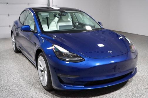 2022 Tesla Model 3 Long Range