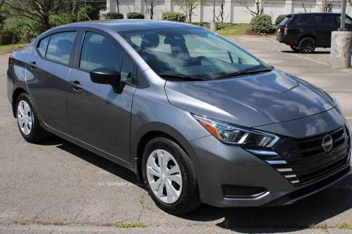 Gun Metallic 2024 Nissan Versa S