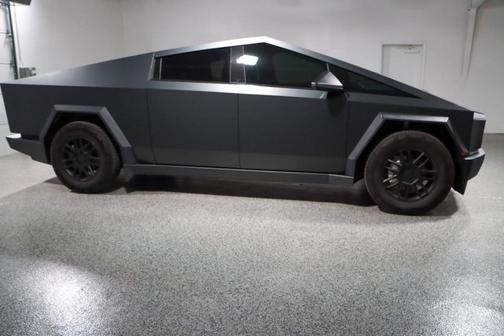 2024 Tesla Cybertruck Base