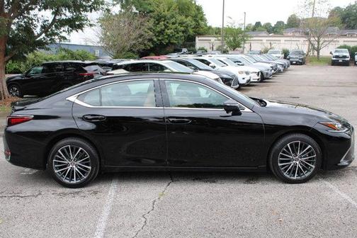 2022 Lexus ES 250 Luxury