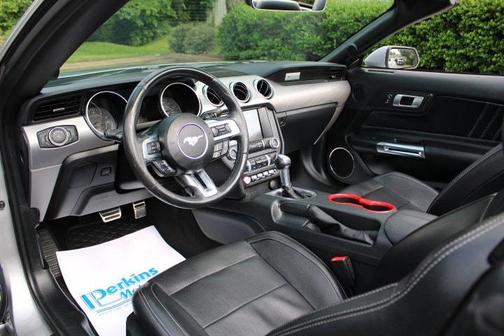 2022 Ford Mustang