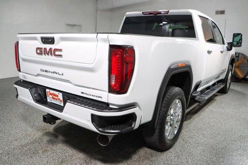 2023 GMC Sierra 2500 Denali
