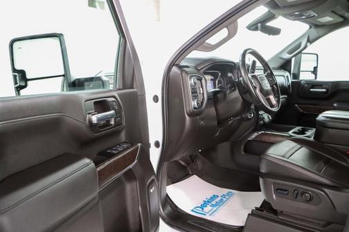 2023 GMC Sierra 2500 Denali