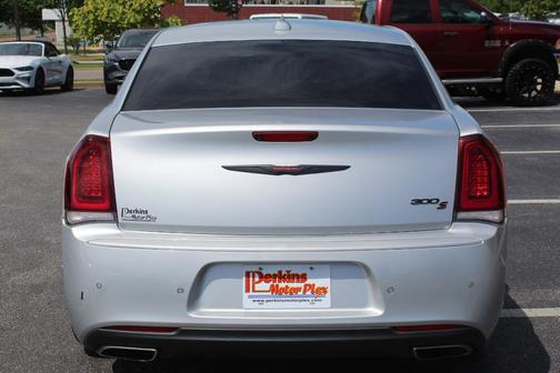 2021 Chrysler 300 S