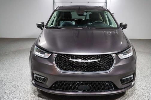 Gray 2023 Chrysler Pacifica Touring-L