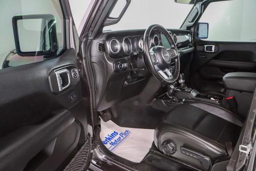 2022 Jeep Wrangler Unlimited Sahara Altitude