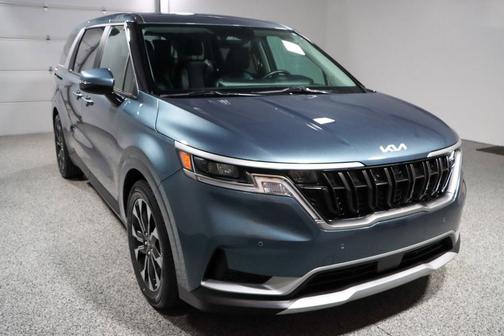 2024 Kia Carnival EX