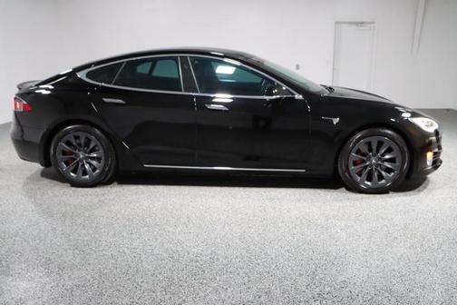 2020 Tesla Model S Performance