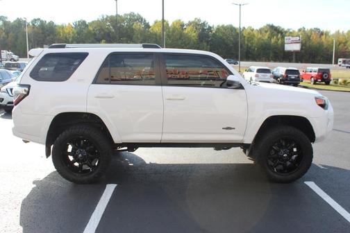 2020 Toyota 4Runner SR5