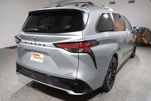 2024 Toyota Sienna XSE 7 Passenger