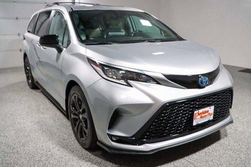 2024 Toyota Sienna XSE 7 Passenger