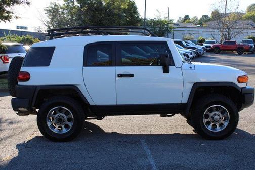 2011 Toyota FJ Cruiser Base