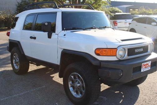 2011 Toyota FJ Cruiser Base