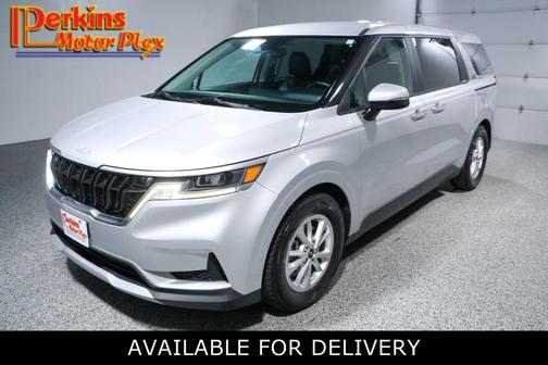 2022 Kia Carnival LXS