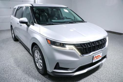 2022 Kia Carnival LXS