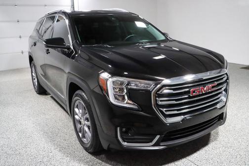 Black 2024 GMC Terrain SLT