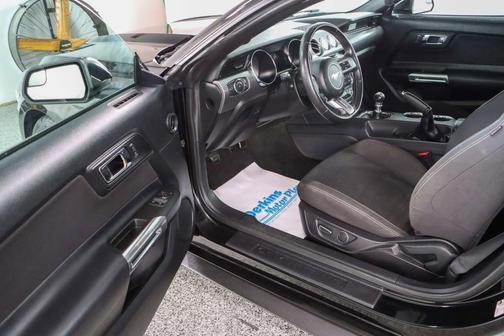 2017 Ford Mustang EcoBoost