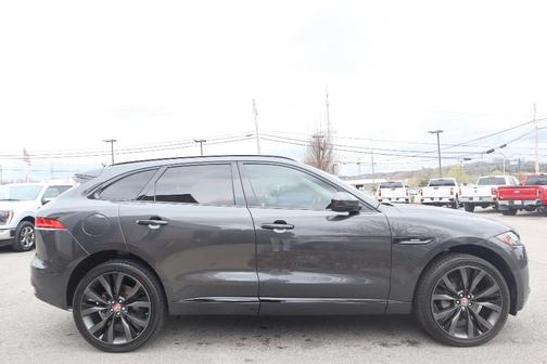2019 Jaguar F-PACE 25t R-Sport