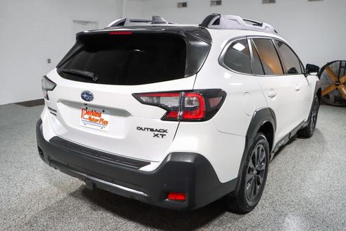 2023 Subaru Outback Onyx Edition XT
