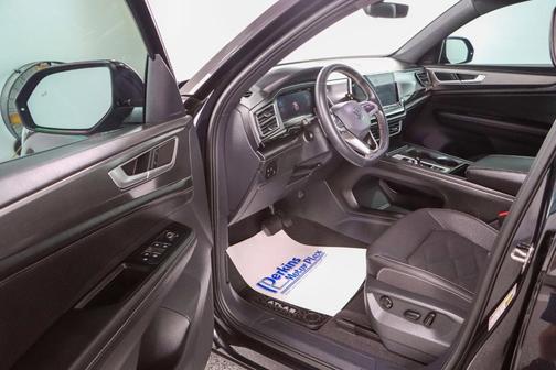 2024 Volkswagen Atlas Cross Sport 2.0T SE