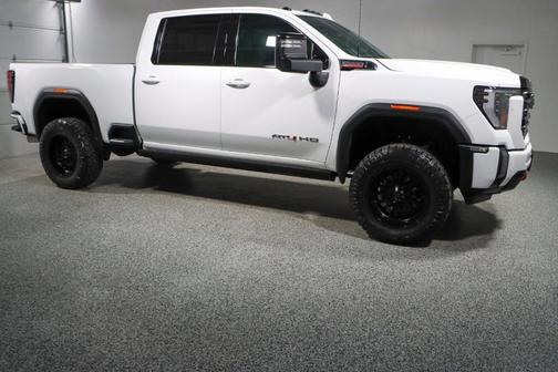 2024 GMC Sierra 2500 AT4