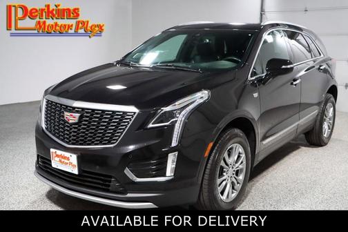 Stellar Black Metallic 2023 Cadillac XT5 Premium Luxury