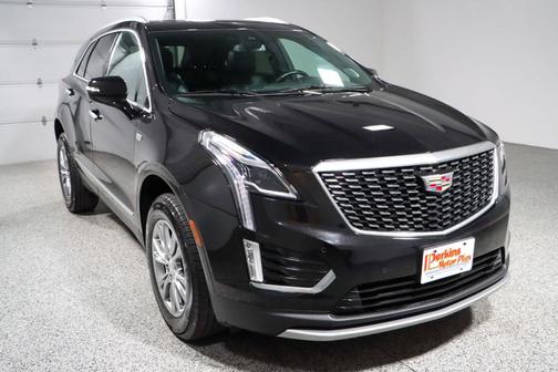 Stellar Black Metallic 2023 Cadillac XT5 Premium Luxury