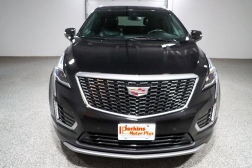Stellar Black Metallic 2023 Cadillac XT5 Premium Luxury