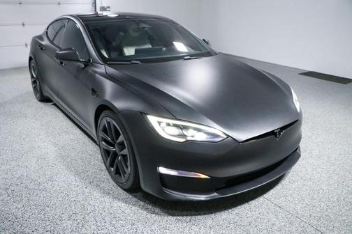 2022 Tesla Model S Plaid
