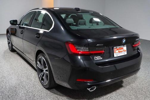 2024 BMW 330 i xDrive