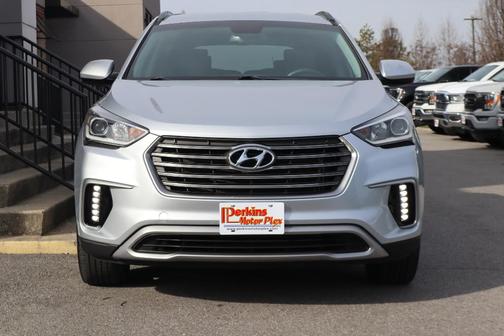 2018 Hyundai SANTA FE SE