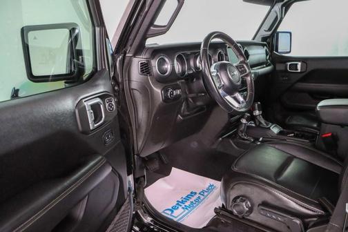 2021 Jeep Gladiator Overland